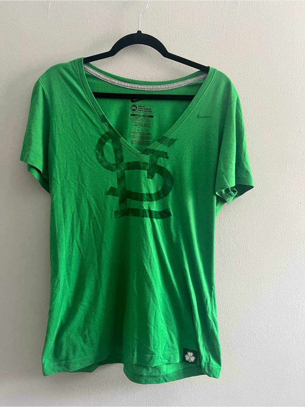 Nike Deep V-Neck Slim Fit Performance Tee St. Louis Cardinals | Women’s XXL